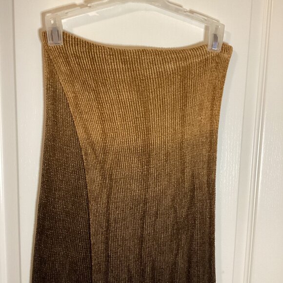 Danier Canada Women's Long Scarf Brown Corduroy Style Winter Unisex Earthy Color - Picture 3 of 9